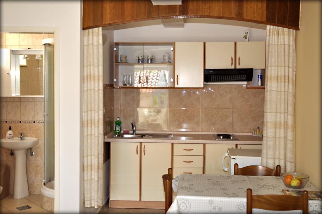 Apartments Лумбарда Екстер'єр фото